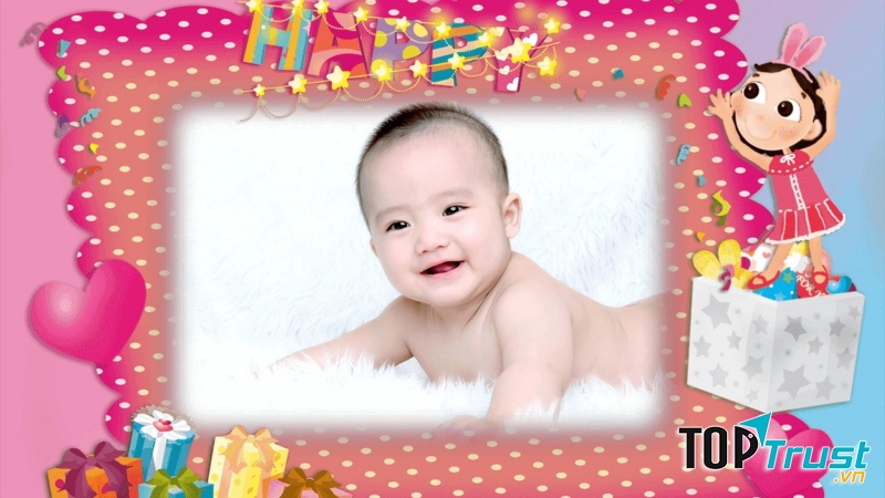 Khung ảnh là món quà ý nghĩa đối với bố mẹ của bé