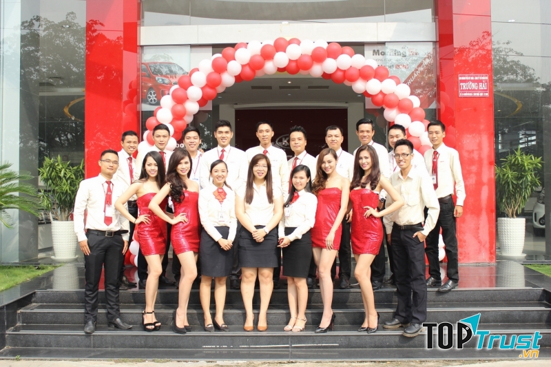 Kia Phú Mỹ Hưng cam kết nổ sẽ lực hết mình để luôn mang đến cho Quý Khách hàng những sản phẩm và dịch vụ tốt nhất!