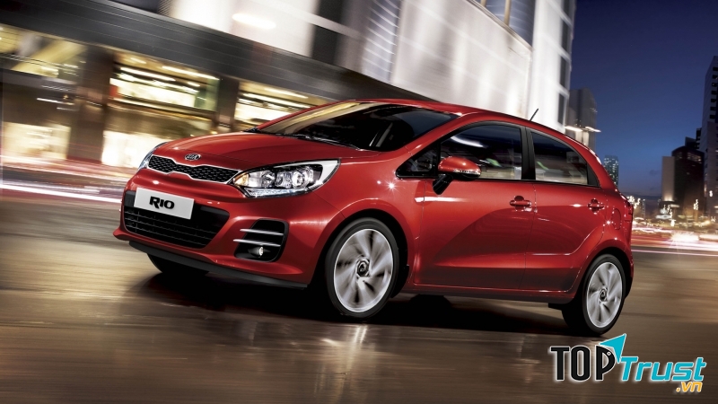 Kia Rio giúp tôn lên vẻ đẹp ngọt ngào và nhẹ nhàng cho phái đẹp