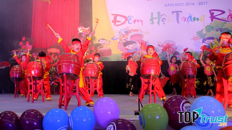 Kịch bản chương trình Tết Trung thu hài hước