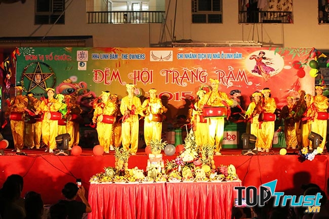 Kịch bản trung thu hài hước: Chú Cuội - Chị Hằng