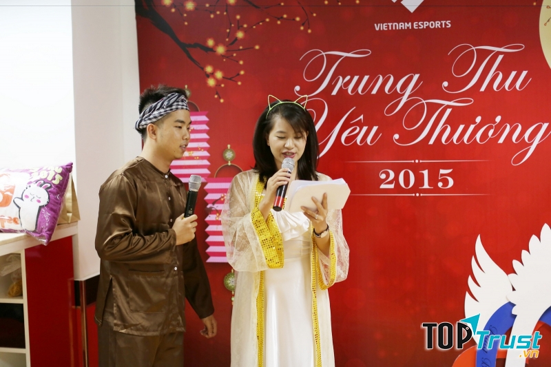 Kịch bản trung thu hài hước: Chú Cuội - Chị Hằng - Bờm (số 1)
