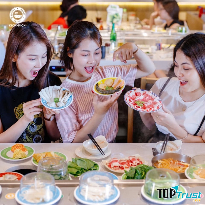 Nơi đây thích hợp cho những dịp tụ tập gia đình, bạn bè