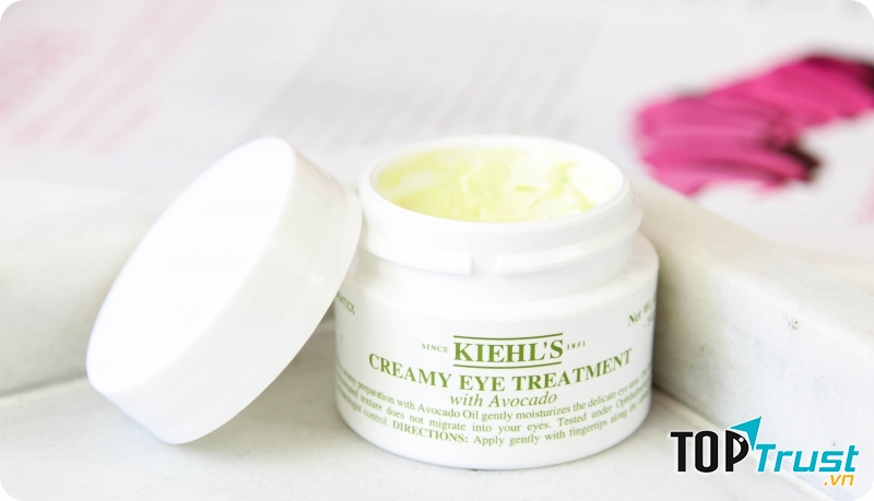 Kem KIEHL'S có tác dụng làm da vùng mắt bớt bị khô và trở nên ẩm mượt hơn.