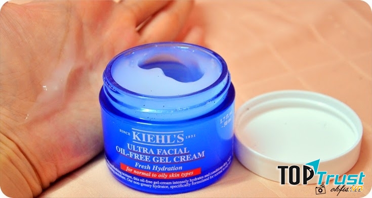Chất kem khá lỏng của Kiehl’s Ultra Facial Oil-free Gel Cream
