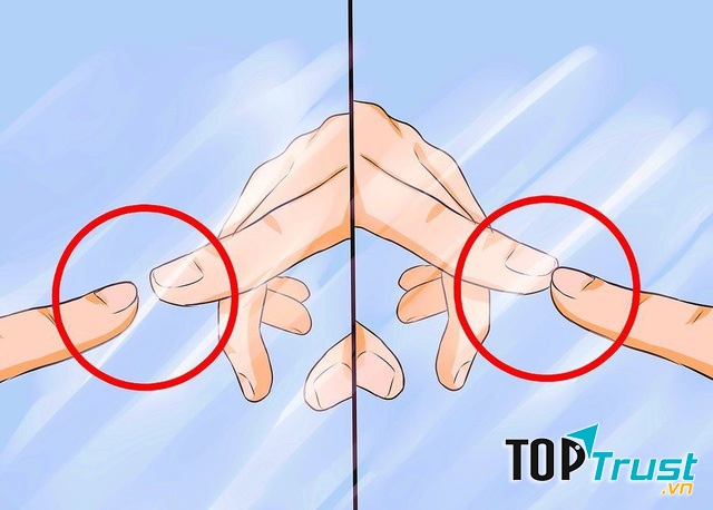 Kiểm tra camera giấu trong gương