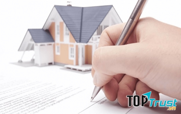 G﻿iấy đặt cọc phải ghi rõ ràng tên của người thuê, người chủ và có chữ kỹ xác nhận của hai bên