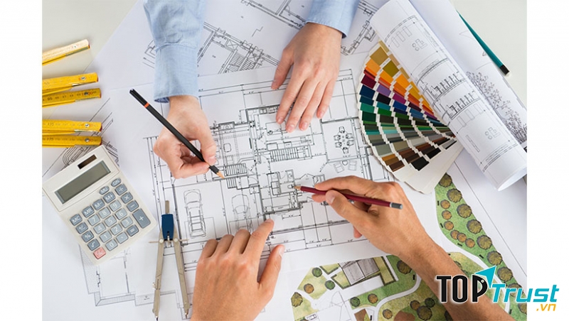 Nên phát triển nhiều nguồn thu nhập và có thói quen tiết kiệm thông minh.