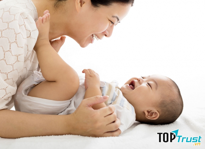 Kiêng đi thăm phụ nữ đẻ