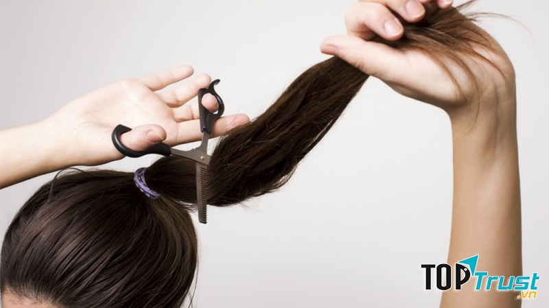 Kiêng không được cắt tóc