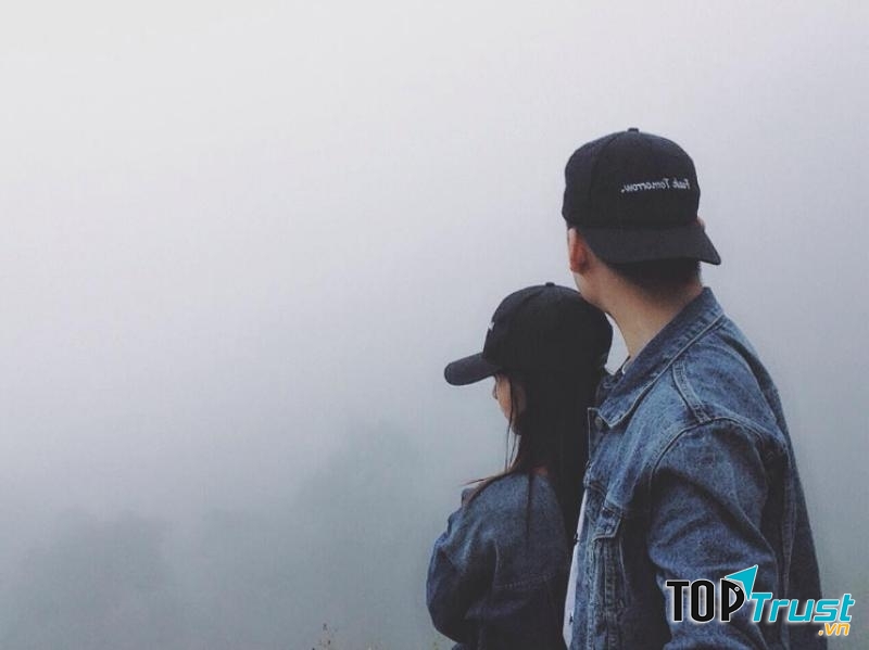 Mình không muốn lộ mặt thì mình giấu đi thôi... kiểu chụp này cũng rất ấn tượng phải không?