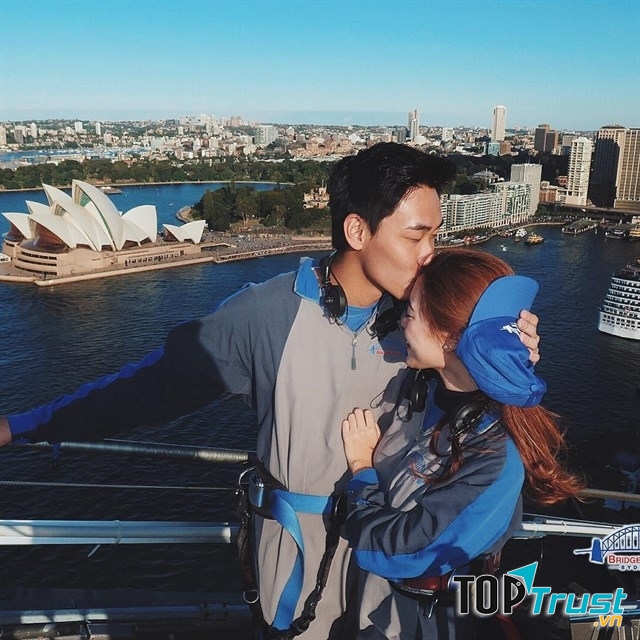 Một bức hình khiến các FA phải ghen tị lắm đây.