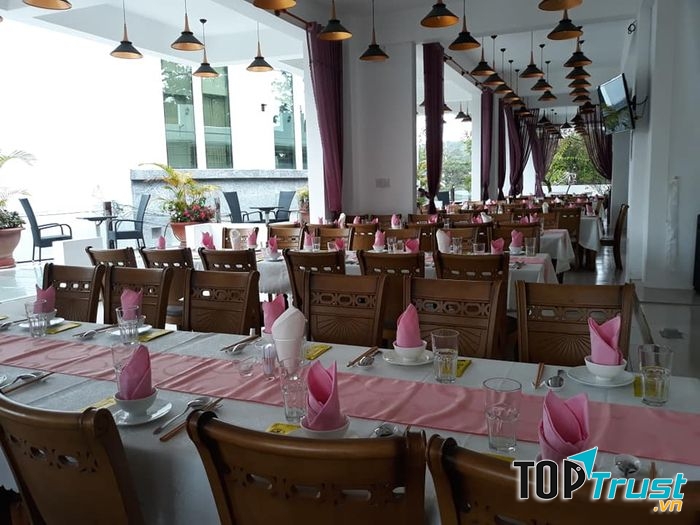 Không gian rộng rãi, thoáng mát