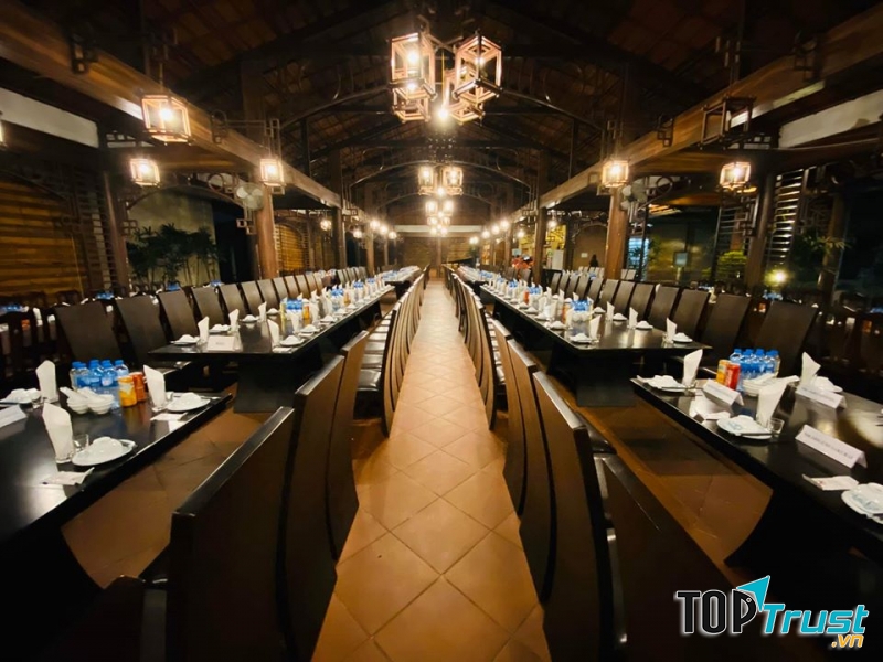 Kim Long Garden - Đường Đê Vàng