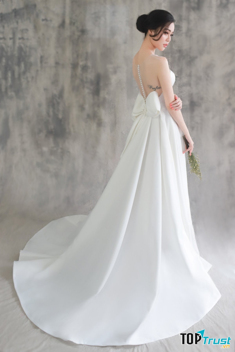 Kim Tuyến Bridal