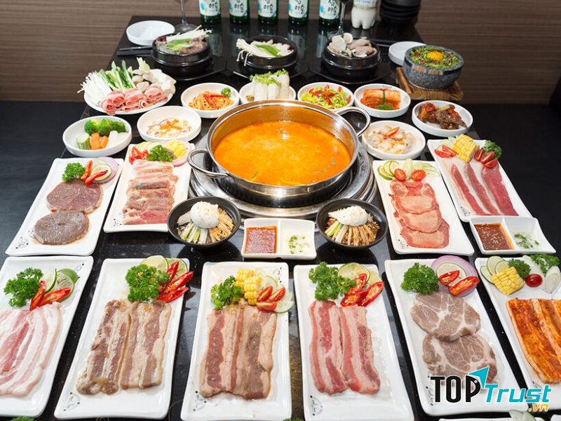 Thưởng thức tiệc nướng lẩu trong không gian hiện đại, mới mẻ, rộng rãi tại King BBQ quả không tồi!