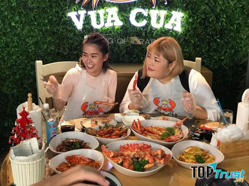 Rất nhiều người nổi tiếng cũng đã từng ghé qua thưởng thức các món ăn ở đây.