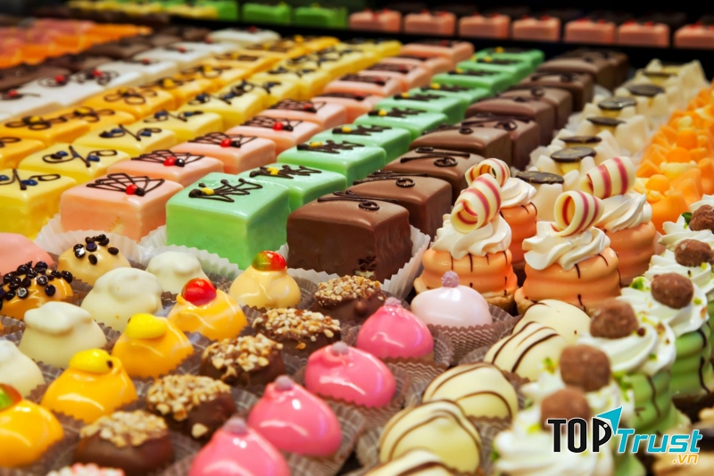 Kinh doanh bánh online