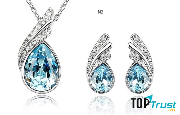 Trang sức luôn là món quà tặng quyền lực được yêu thích