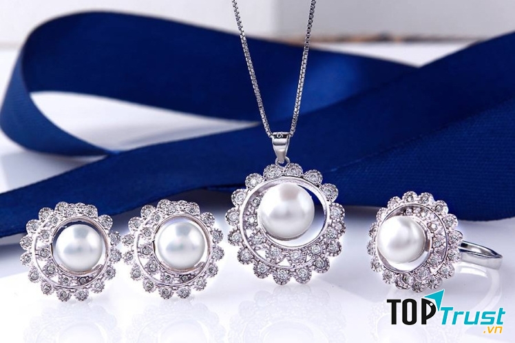 Kinh doanh trang sức