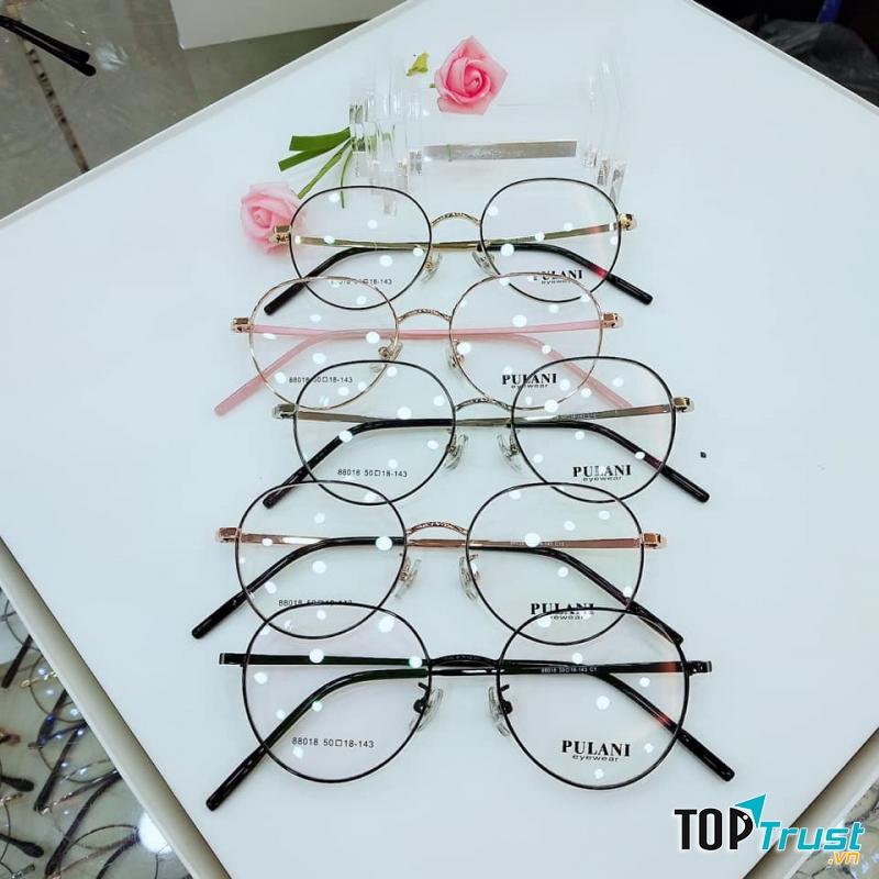 Kính mắt Lê Thái