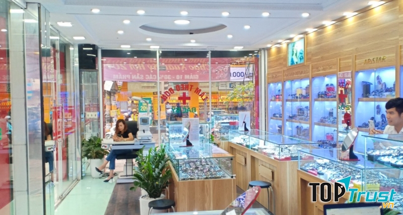 Kính mắt Tràng Tiền chi nhánh Hải Dương