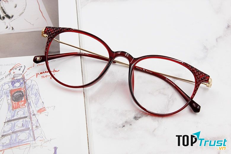 Kính mắt Việt Nam