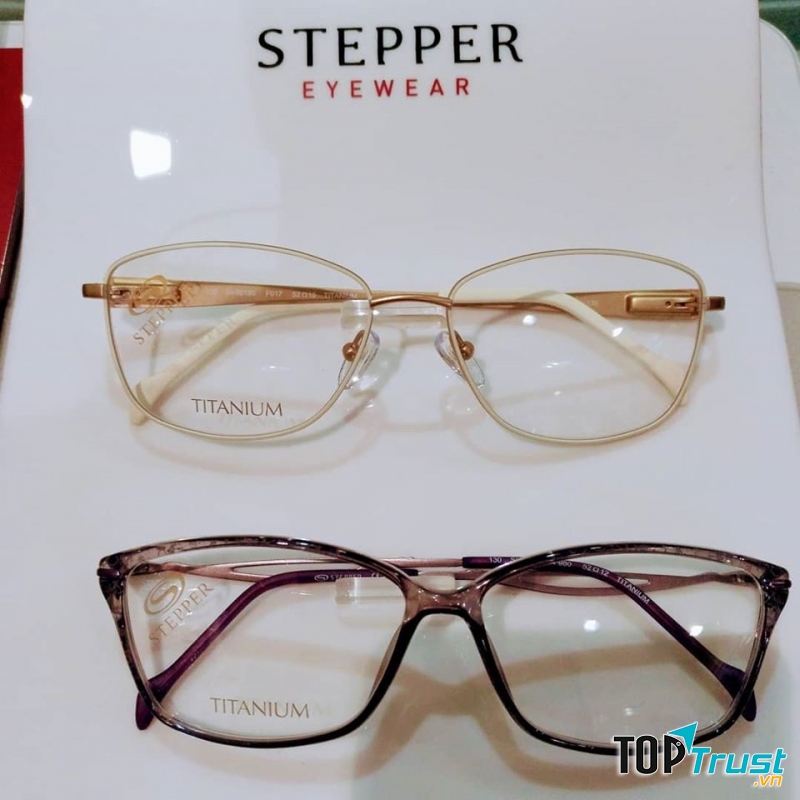 Cửa hàng kính mắt Việt Nam