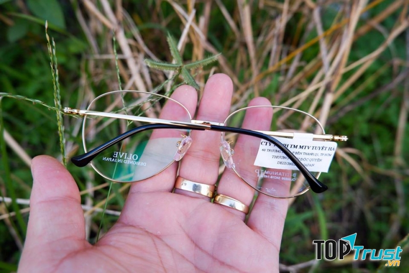 Kính Mắt Việt Nhật