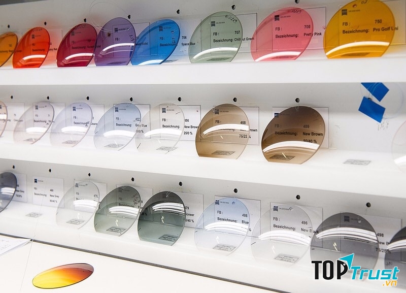 Kính thuốc Duy Khoa