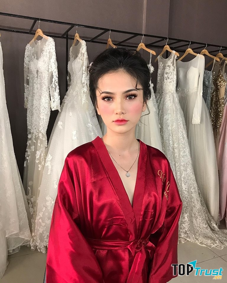 Kính Vũ Make Up (Lala Bridal)