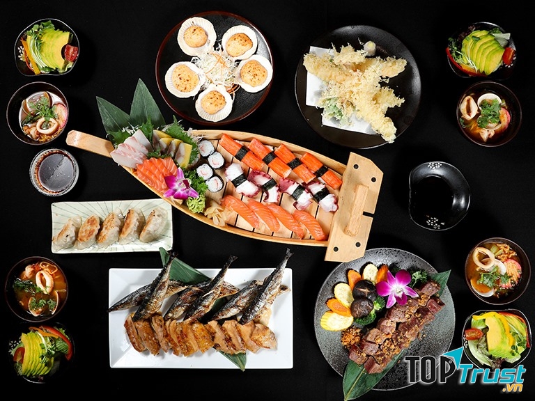 Đồ ăn tại nhà hàng