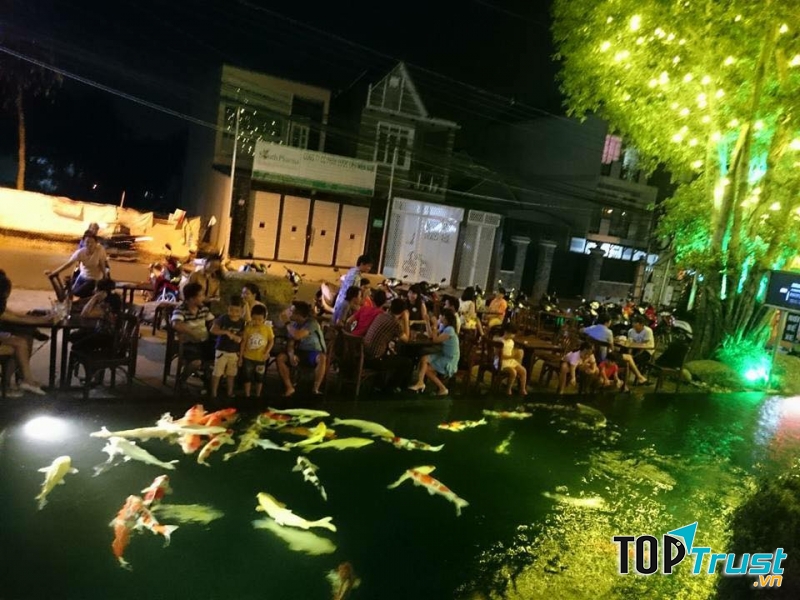 Koi Cafe - Lê Hồng Phong