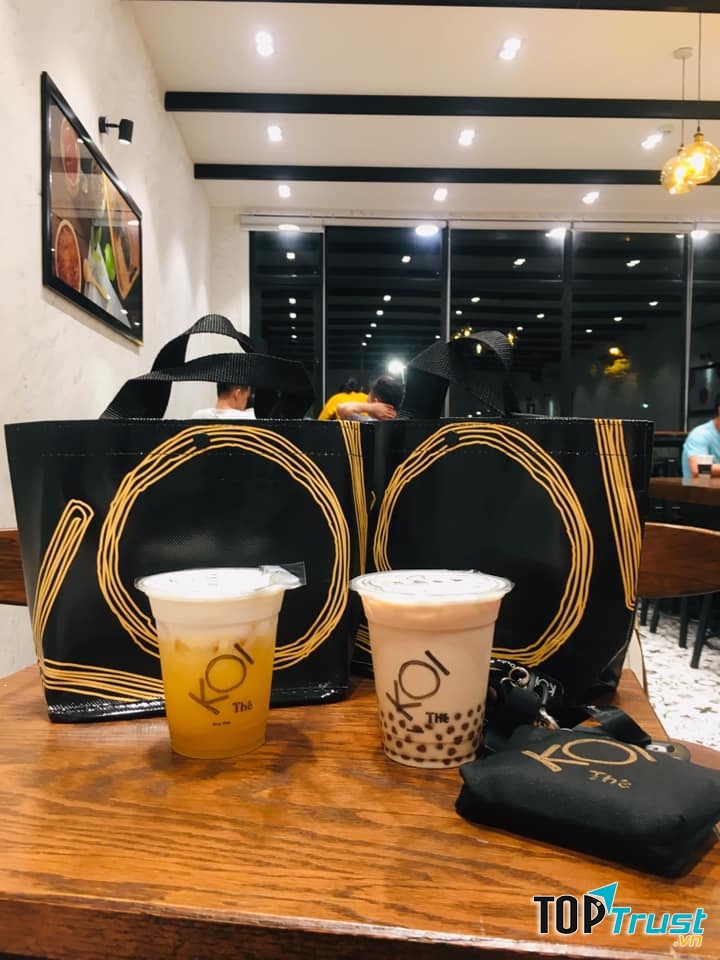 KOI Thé Cafe