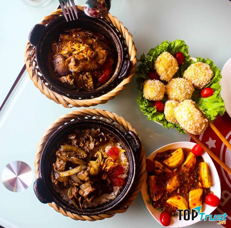 Kombo có hệ thống 7 cửa hàng ở Hà Nội cho khách hàng lựa chọn.