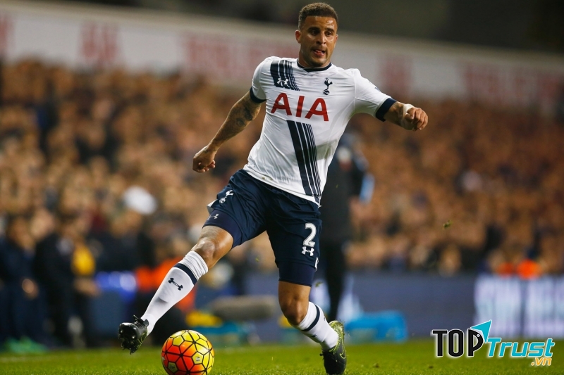 Kyle Walker (Tottenham - 35,18 km/h)