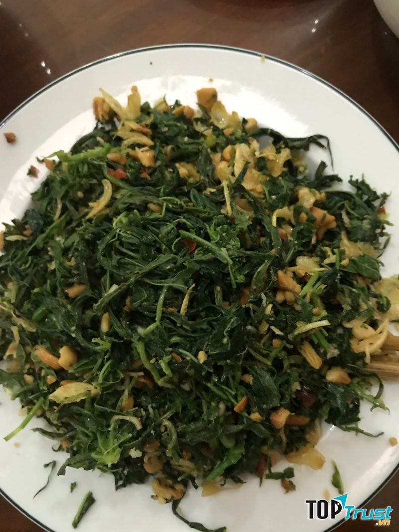 ﻿Lá mì xào cà đắng