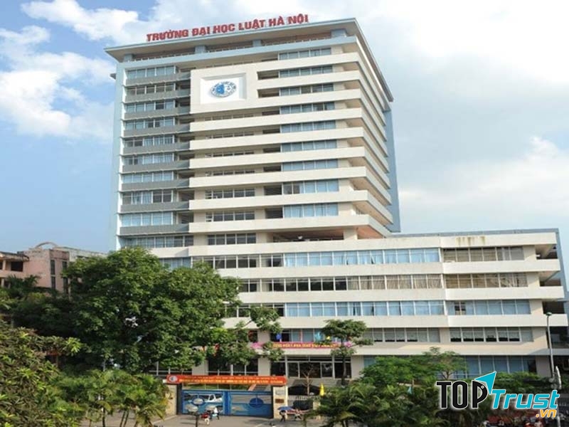 Tòa nhà A - niềm tự hào của Sinh viên HLU