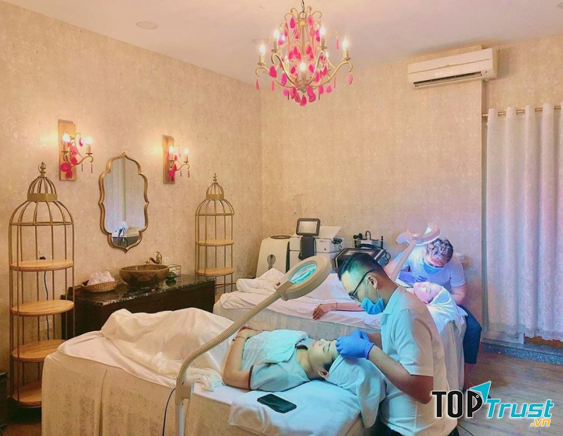 La Vie en Rose Beauty & Spa