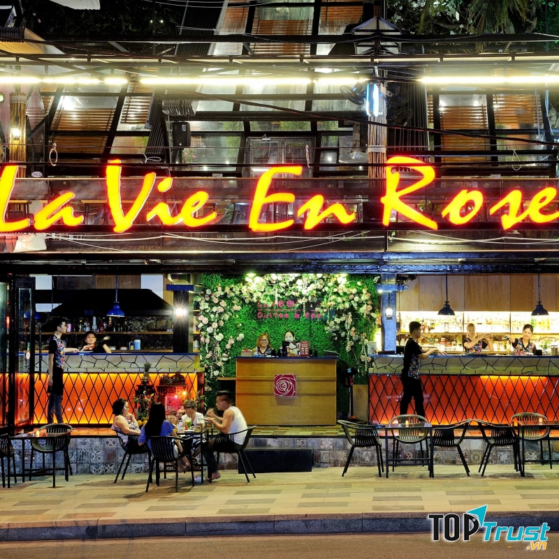 La Vie En Rose Coffee
