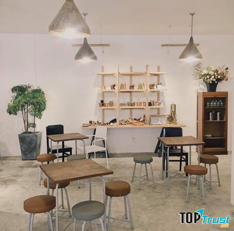 Đây là quán cà phê đẹp tại Đà Lạt có không gian thoải mái, check in sống ảo khỏi chê