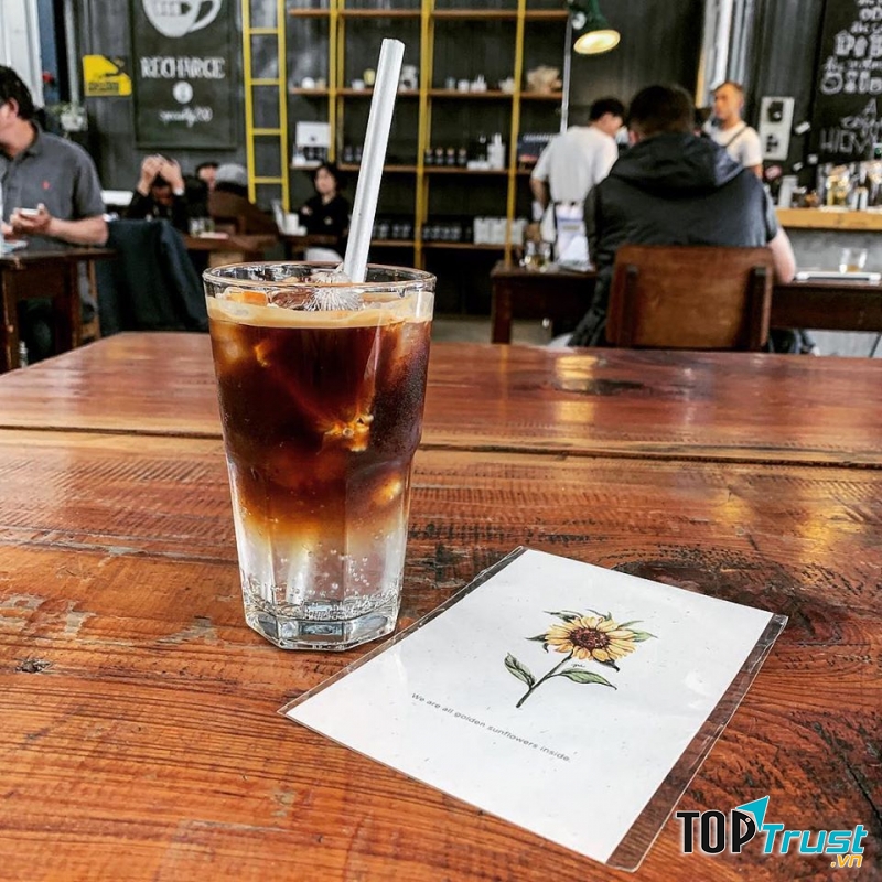 Là Việt Coffee