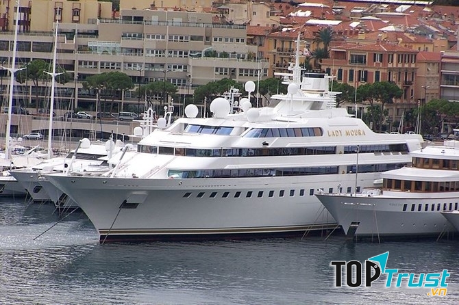 Siêu du  thuyền Lady Moura trị giá 210 triệu USD
