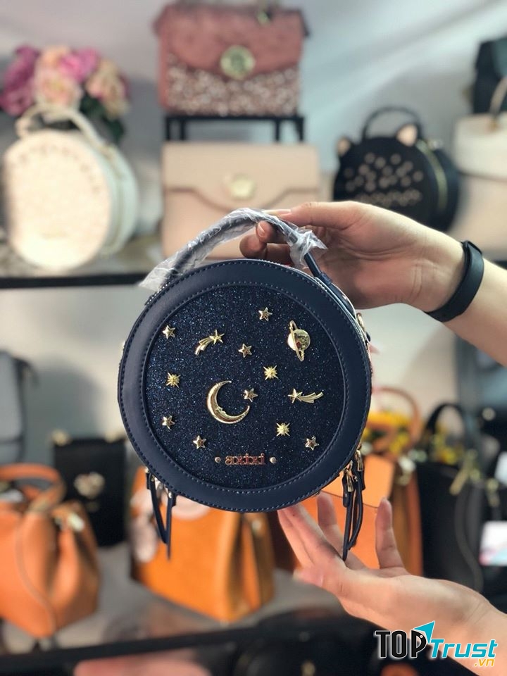 Lakii Shop - cửa hàng bán túi xách thời trang siêu đẹp, siêu rẻ tại Sài Gòn