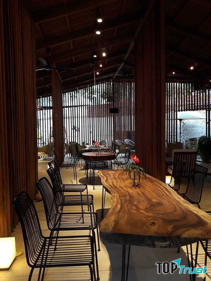 Lam Cafe