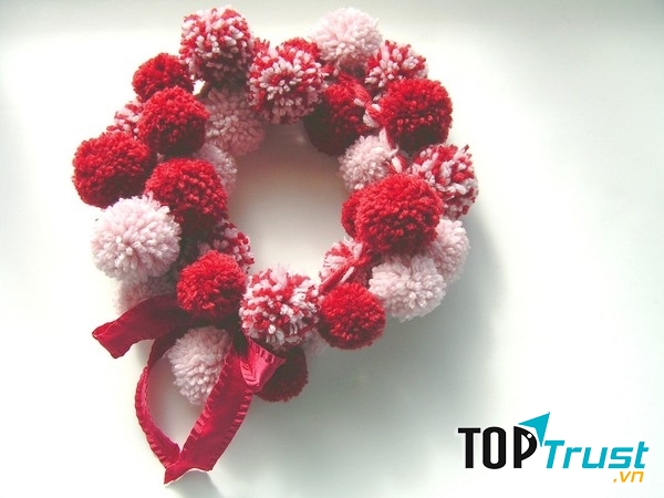 Làm đồ bằng len trang trí cho căn nhà