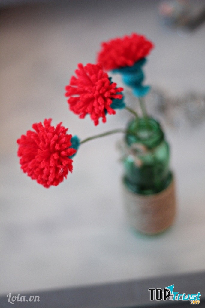 Làm đồ bằng len trang trí cho căn nhà