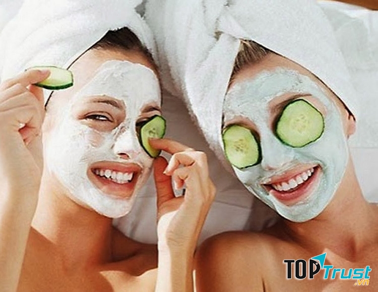 Làm sáng vùng da xung quanh mắt