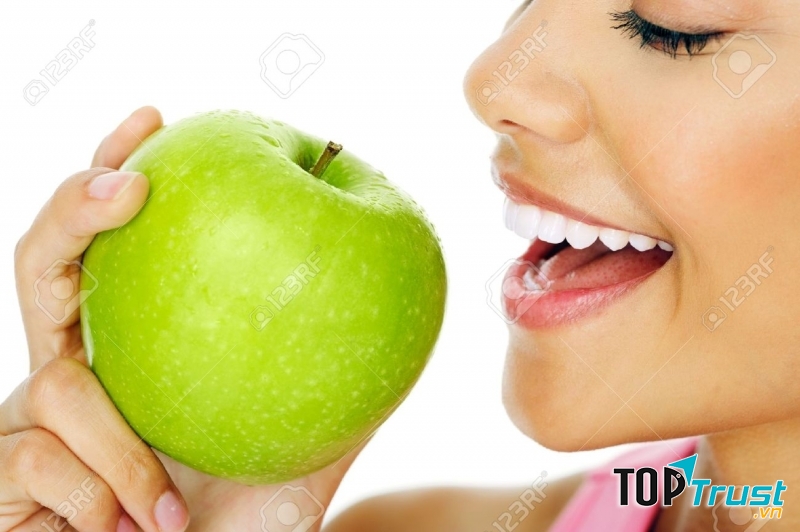 Giúp làm trắng răng