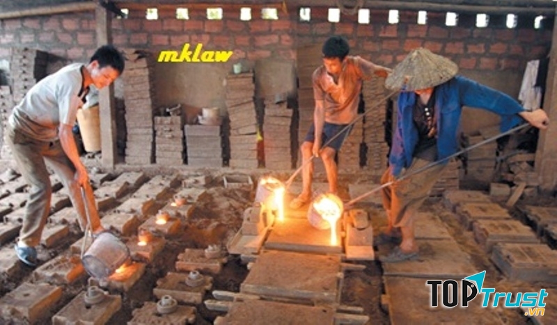 Môi trường làm việc độc hại ảnh hưởng lớn tới sinh tinh.